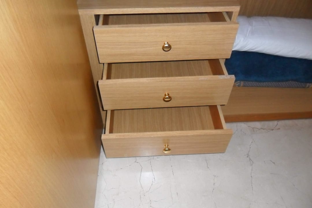 Reichlich Stauraum im Schrank zusätzlich Grupotel Acapulco Playa - Adults Only