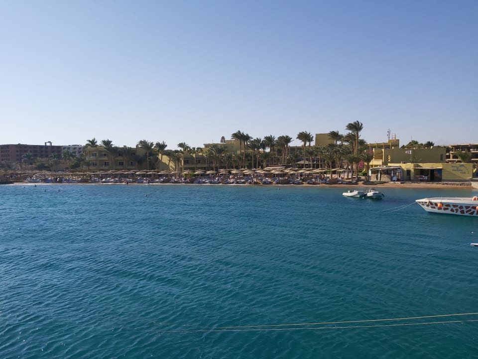 Strand Palm Beach Resort