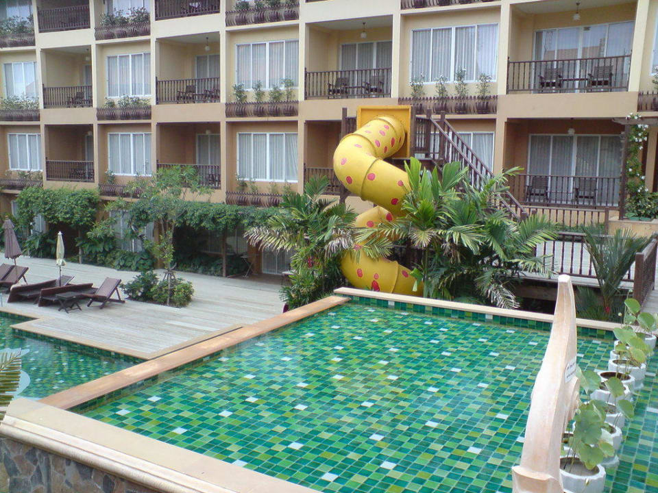 Панорама Villa Thongbura