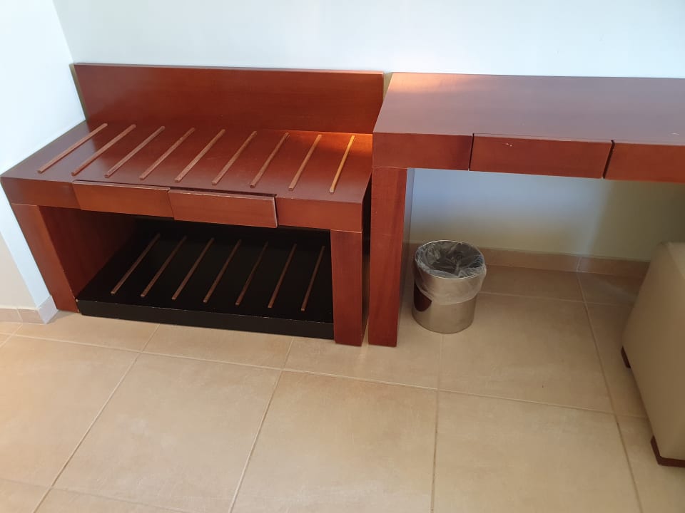 Zimmer Apollonia Beach Resort & Spa