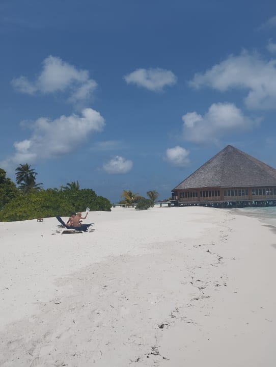 Strand Meeru Maldives Resort Island