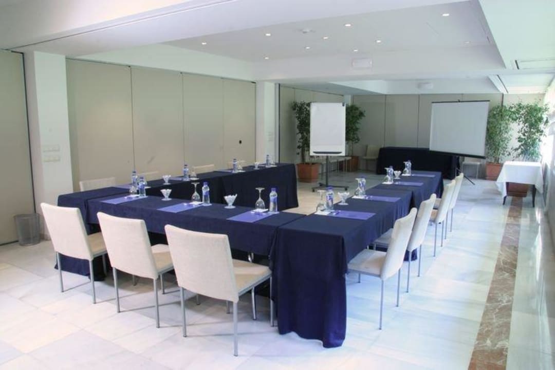 Meeting Room Hotel Subur Maritim