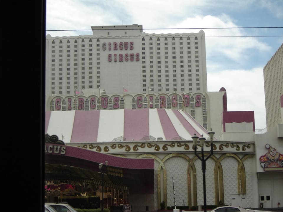 Haupteingang Hotel Circus Circus