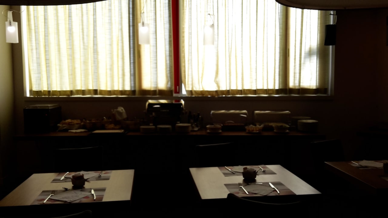 Frühstück  Mercure Nerocubo Rovereto