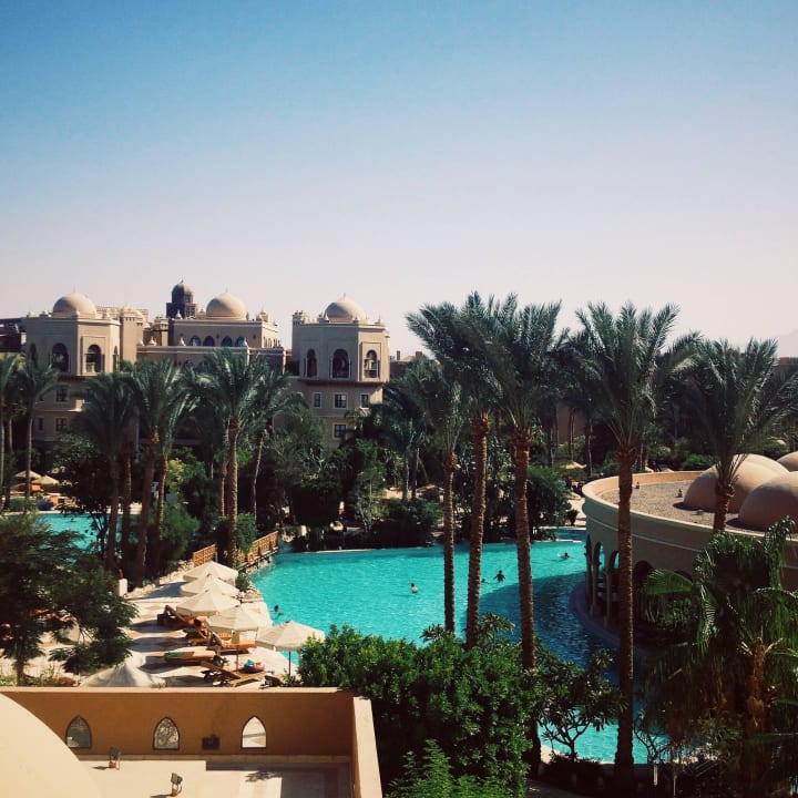 Вид на бассейн и ресторан The Dome Makadi Palace