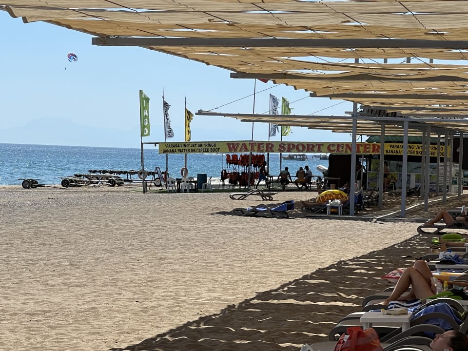 Strand Blue Waters Club