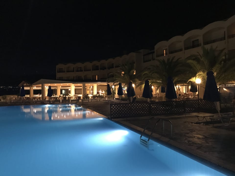 Pool Grecotel Casa Paradiso