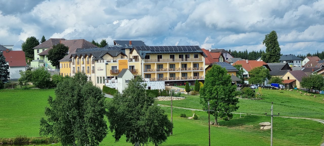 Außenansicht Hotel Rockenschaub AUSZEIT 1000m über dem Alltag!