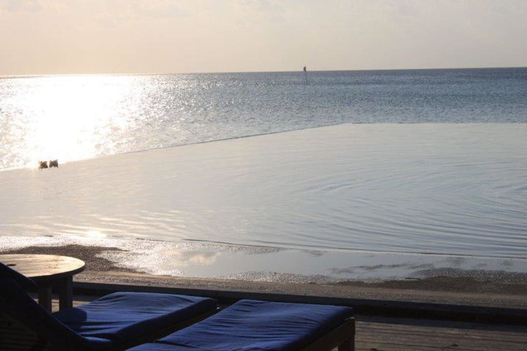 Infinity Süßwasser Pool Sun Siyam Olhuveli