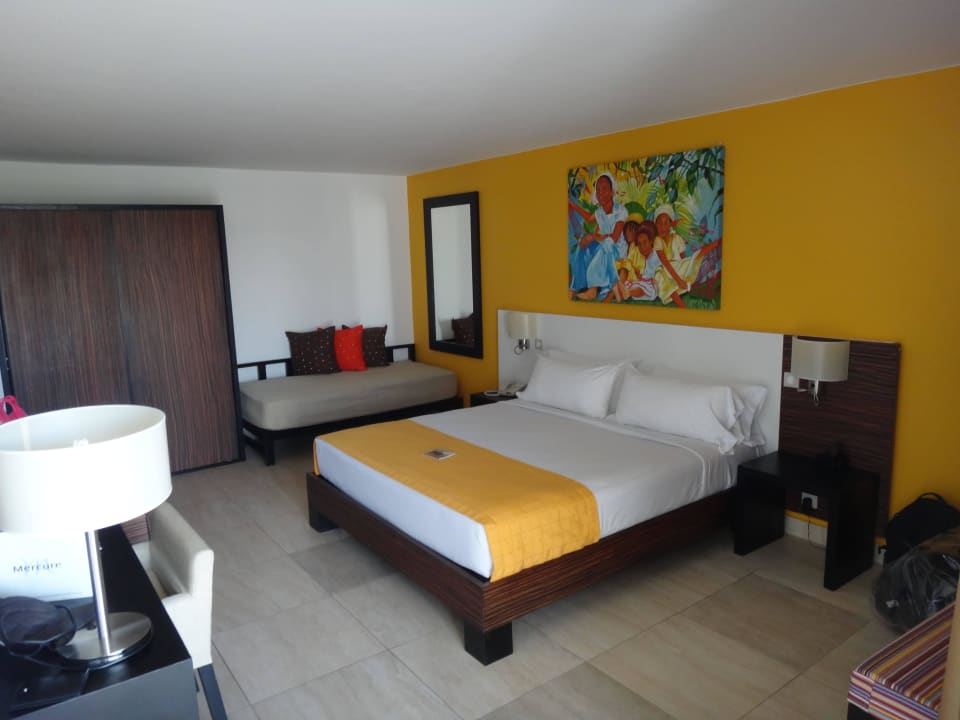 Bed Hommage Hotel & Residences