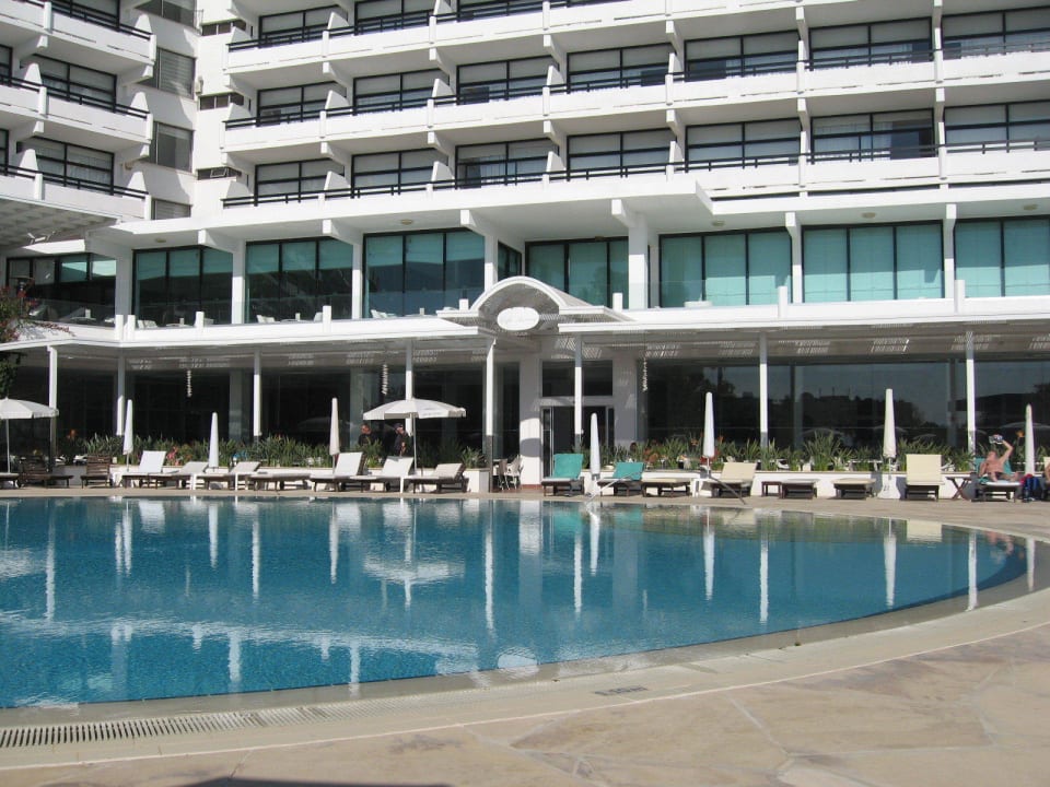 Das schöne Pool Hotel Grecian Bay