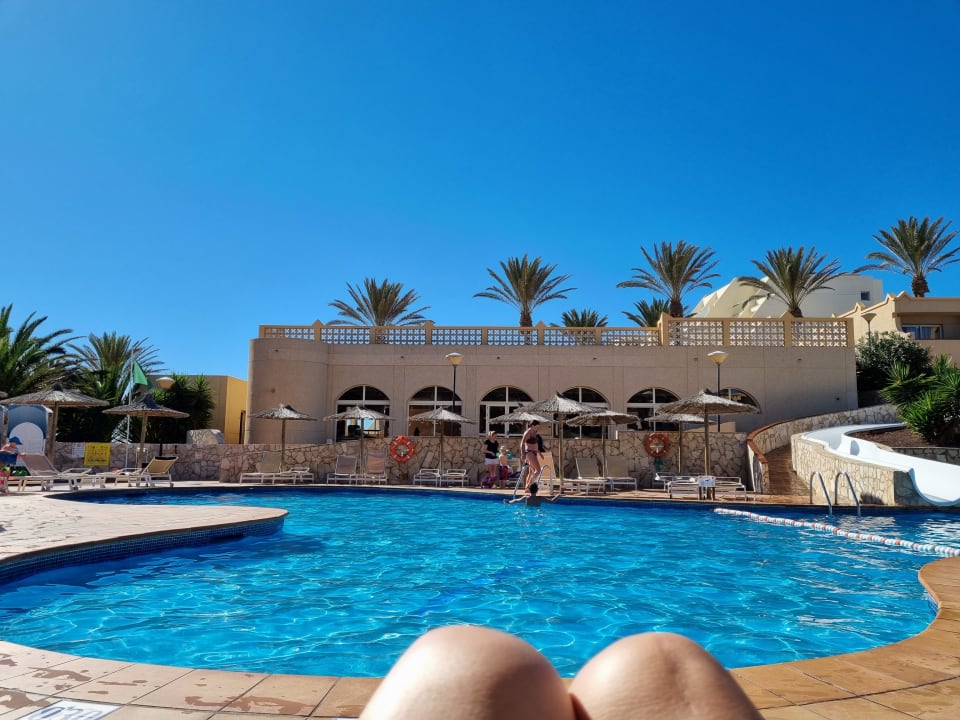 Pool SBH Monica Beach Resort