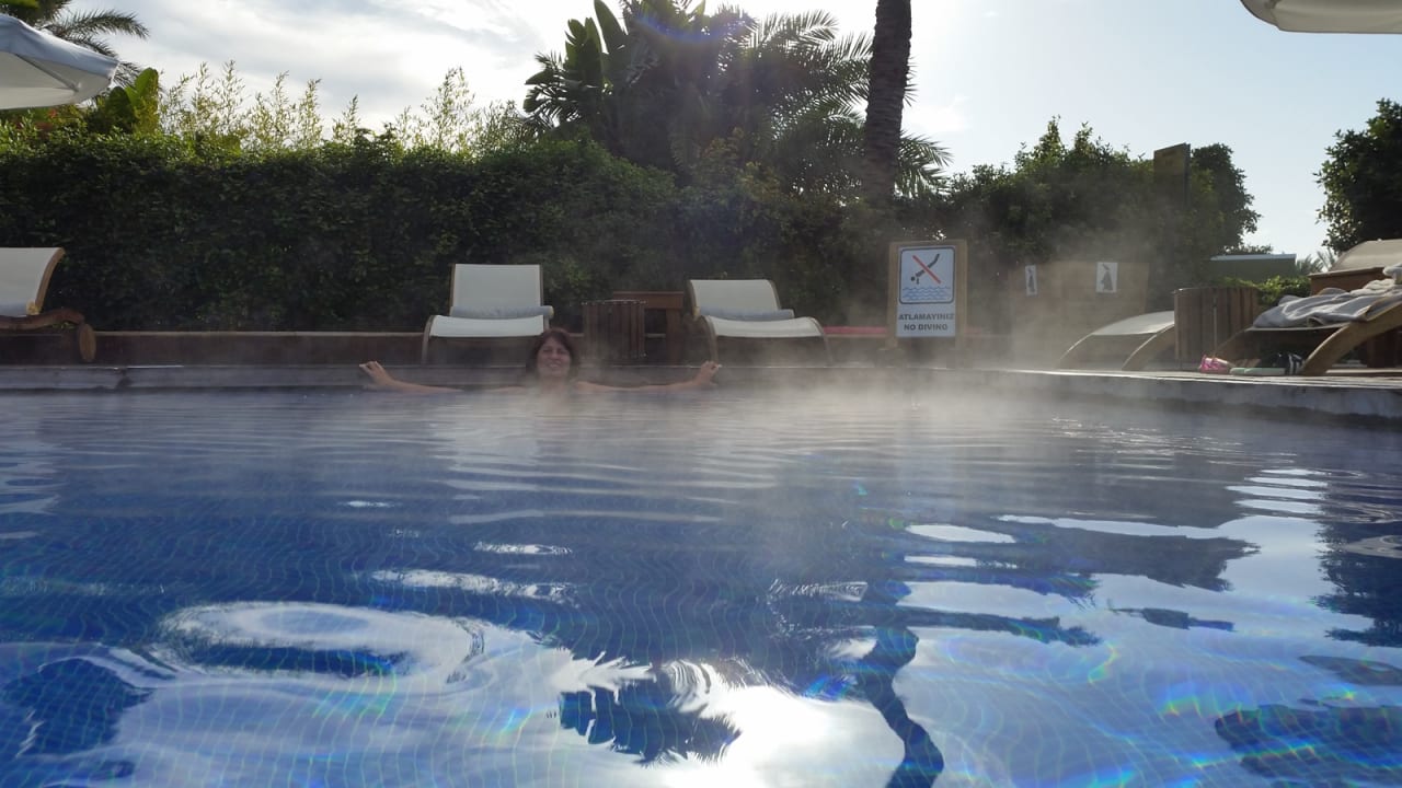 Einfach nur klasse der beheizte Aussenpool! Maxx Royal Belek Golf Resort