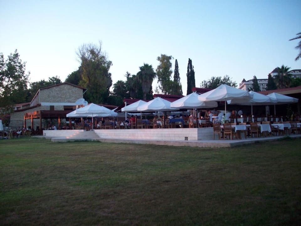 Restaurant am Strand Hotel Sirma