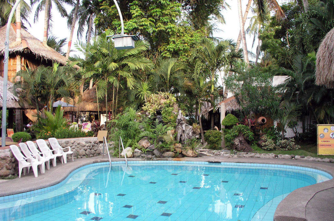 Poolbereich Hotel El Dorado Beach Resort