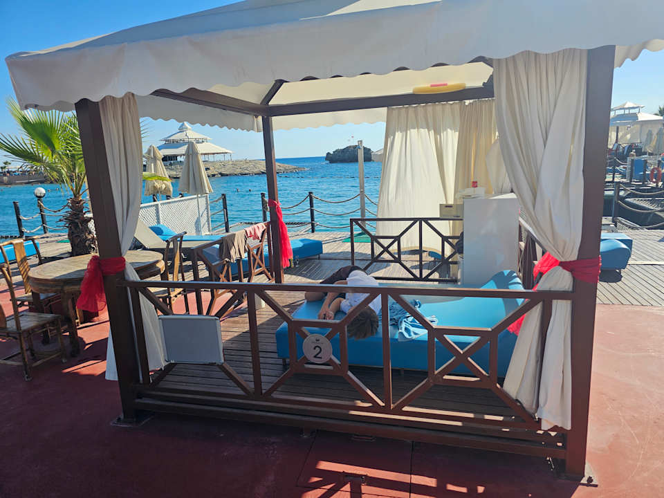 Strand Granada Luxury Okurcalar