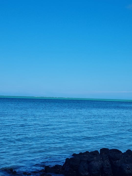 Strand Crystals Beach Resort Belle Mare, a member of Radisson Individuals