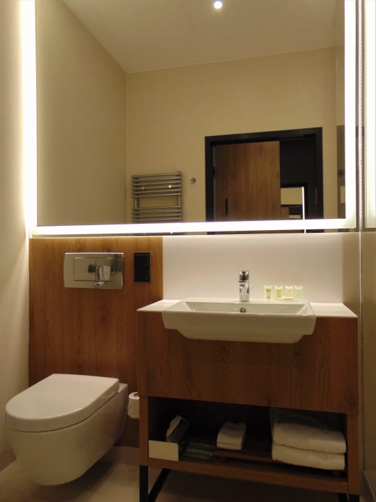 Zimmer Hotel Courtyard by Marriott Warsaw Airport