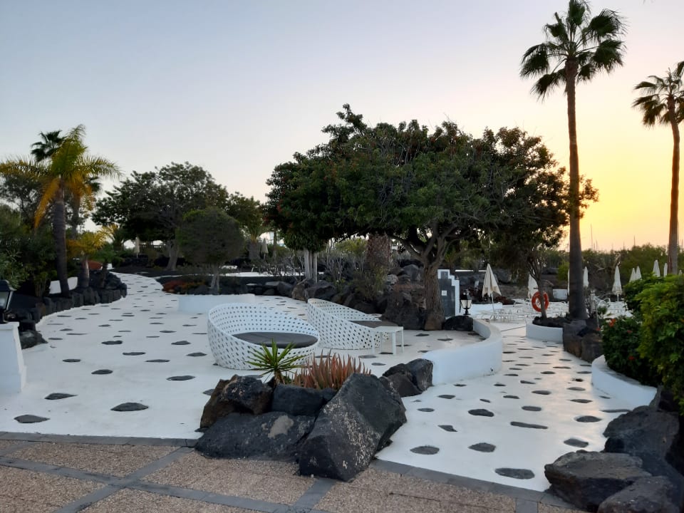 Gartenanlage Hotel LIVVO Volcan Lanzarote