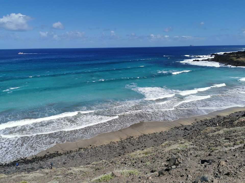 Strand Orzola frente al mar