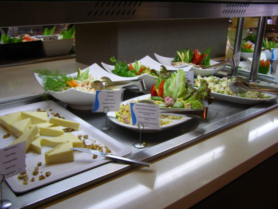 Noch mehr fertige Salate und Käse Atlantica Mikri Poli Crete