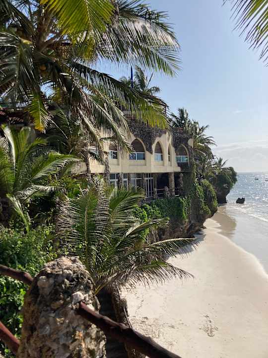 Außenansicht Bahari Beach Hotel