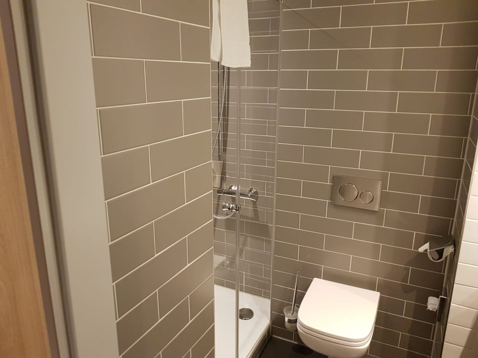 Zimmer Holiday Inn Express Munich - City East