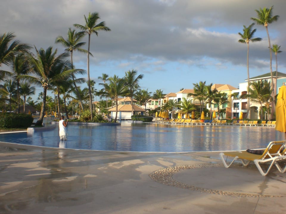 Hauptpool Ocean Blue & Sand