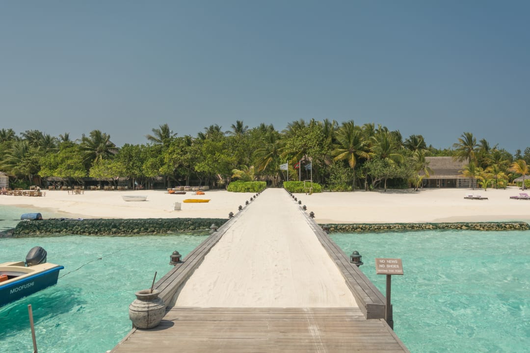 Strand Constance Moofushi Maldives