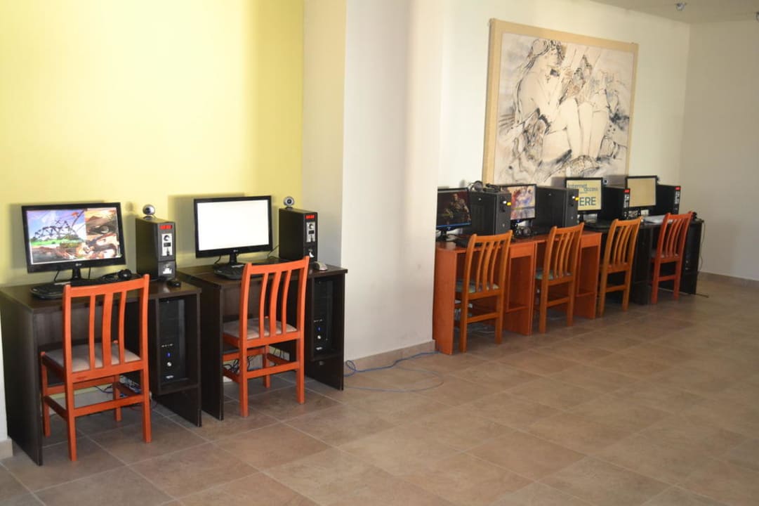 Interne-Ecke Atlantica Mikri Poli Rhodes