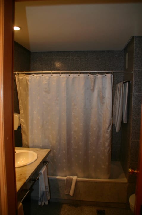 Bad zu Zimmer 313 Hotel Puerto Palace