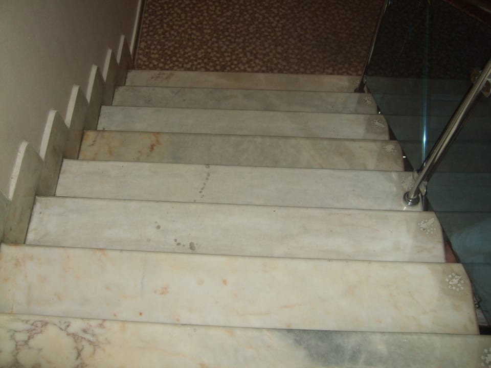 Treppe Hotel Grand Zaman Beach