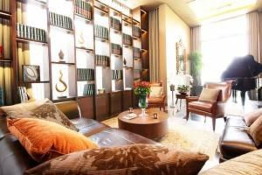 Library at Lobby Impiana Private Villas Kata Noi