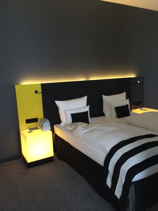 Schlafzimmer 861 Vienna House by Wyndham Andel's Berlin