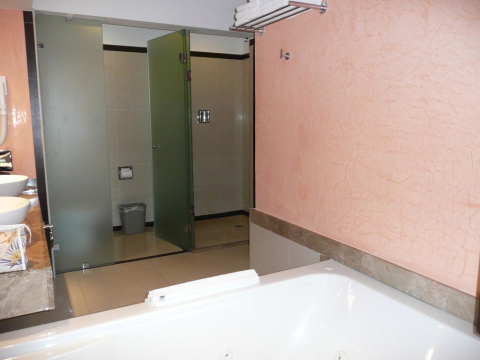 Bad/Dusche mit Whirlpool Sandos Playacar Select Club Adults only - All Inclusive