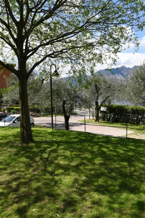 Gartenanlage Camping Alpino