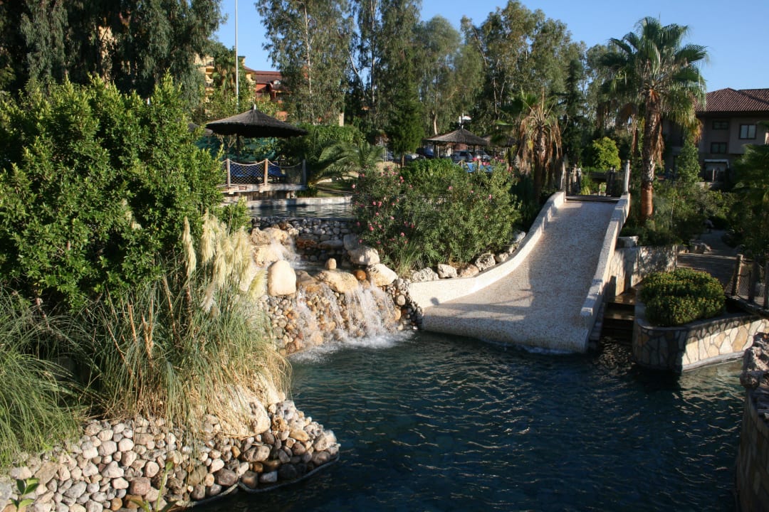 Amazon Club Grand Side