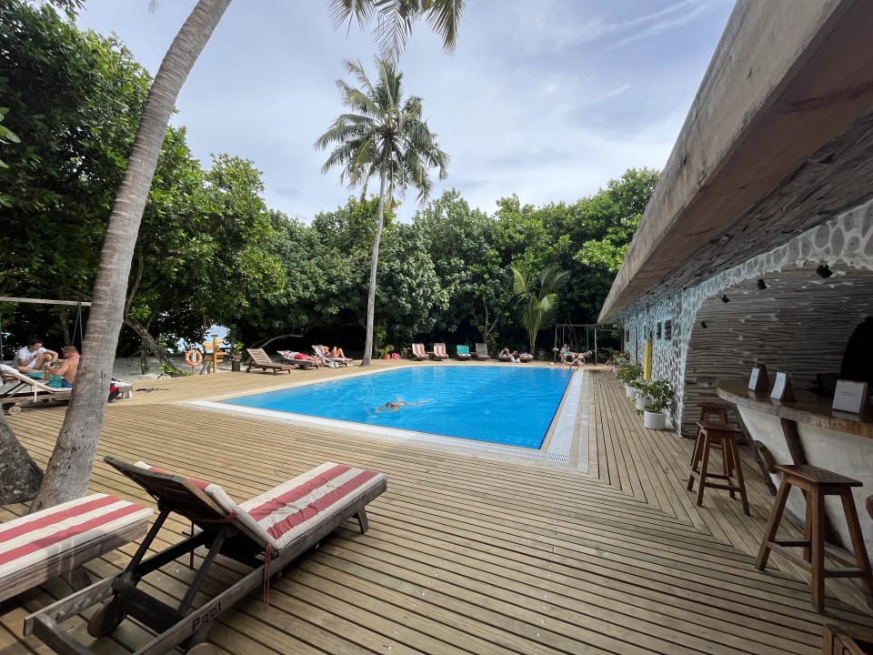 Pool NH Collection Maldives Reethi Resort