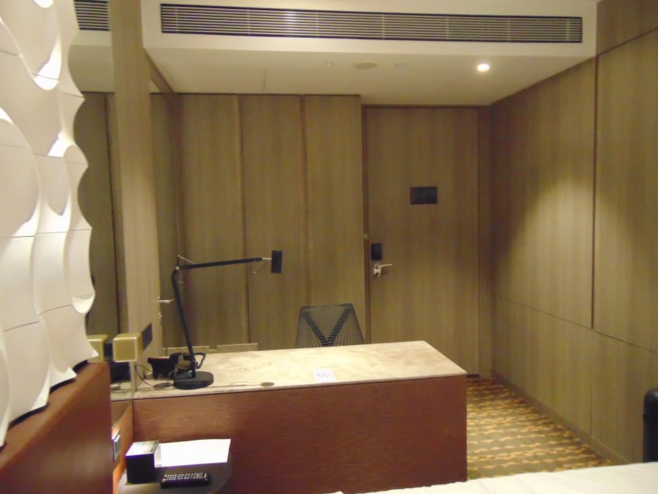 Zimmer Hotel Crowne Plaza Changi Airport