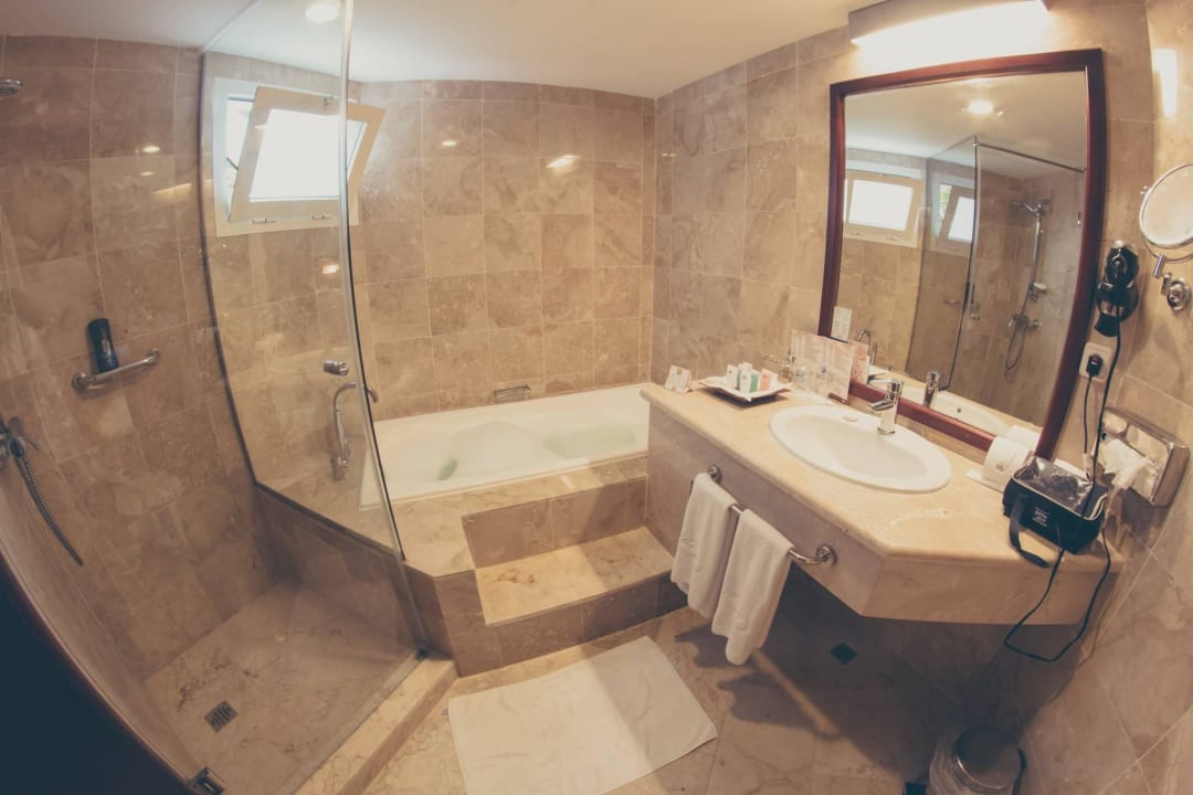 Bad mit Whirlpool Grand Palladium Select Bávaro Resort & Spa