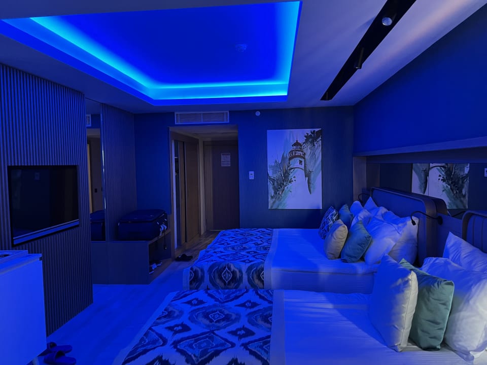 Zimmer Royal Wings Hotel