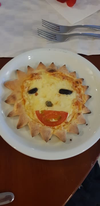 Sonnenpizza Dar Khayam