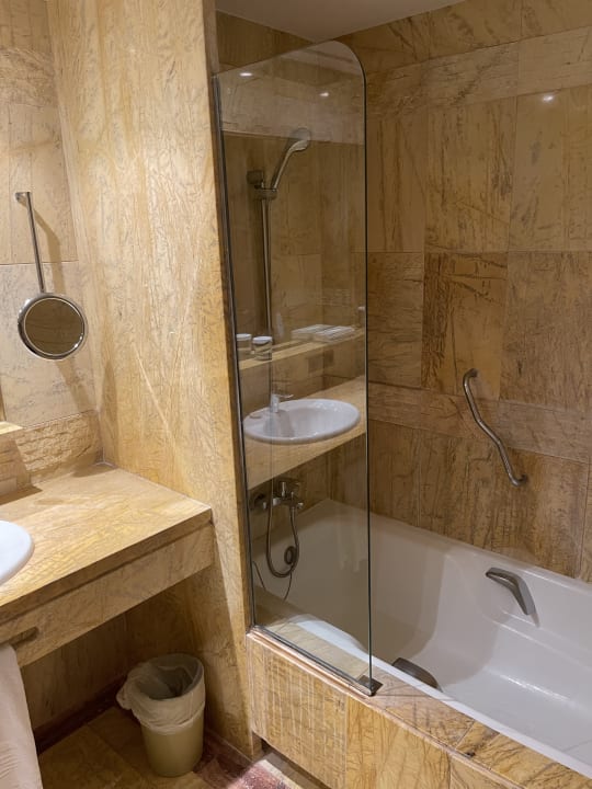 Zimmer Hotel Serrano Palace