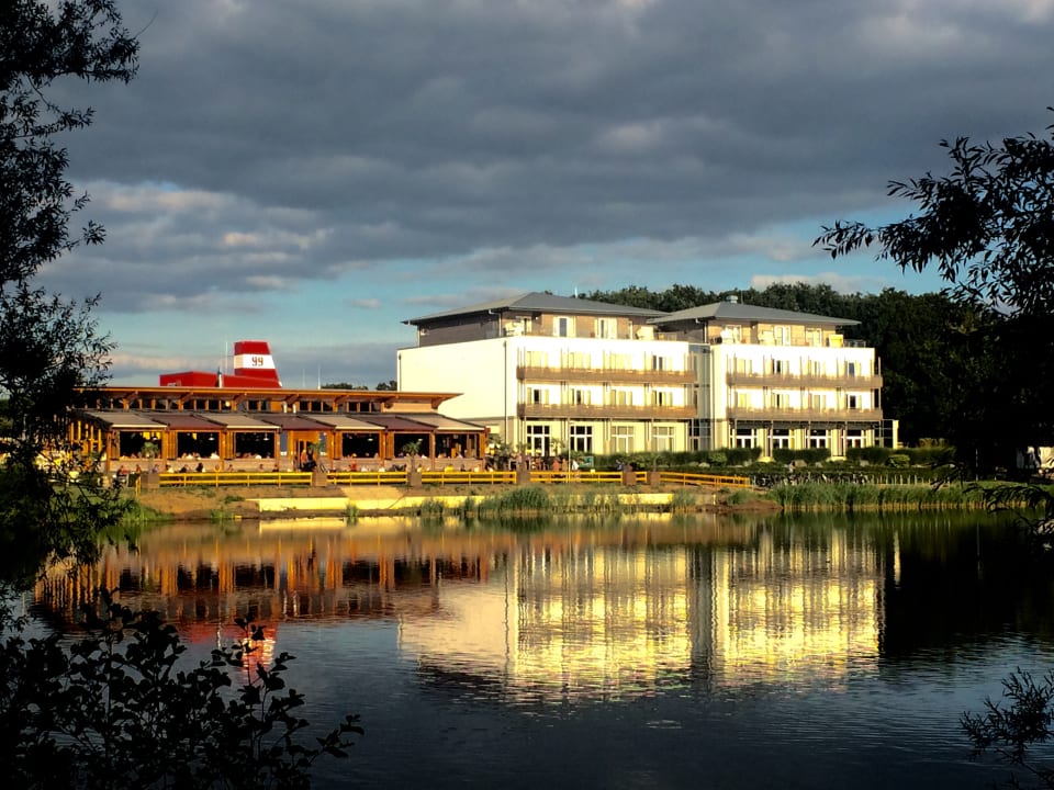 Außenansicht Hotel Riverside