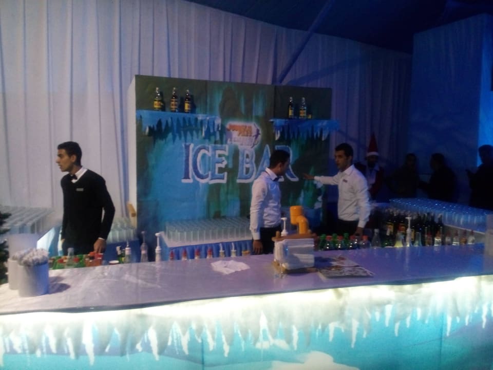 Galadinner im Alf Pickalbatros Alf Leila Wa Leila Resort - Neverland Hurghada