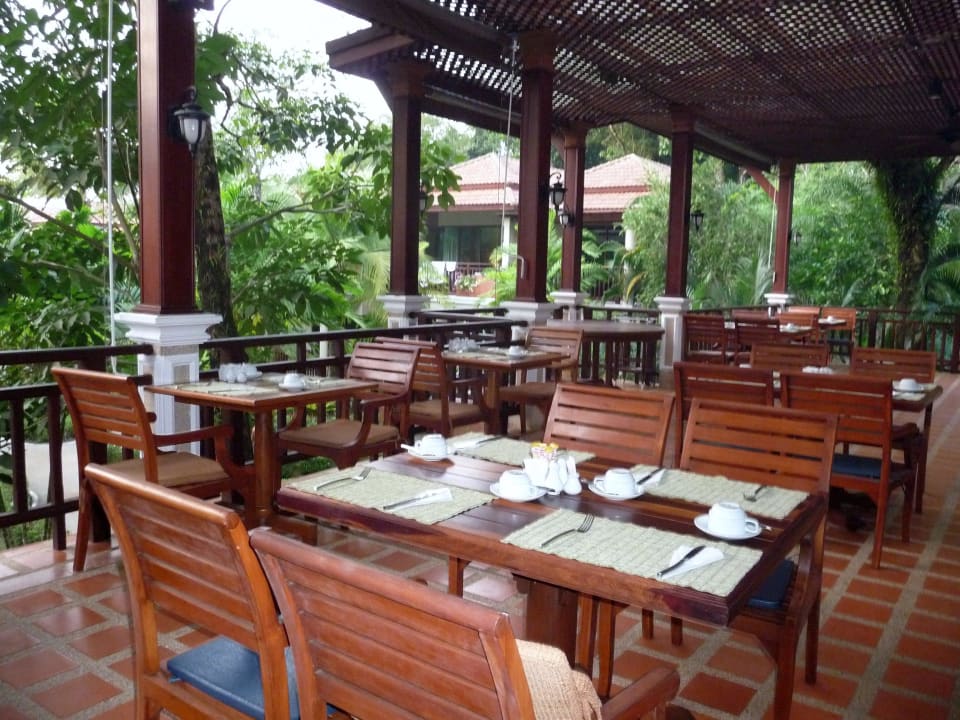 Frühstücksterrasse Khao Lak Bayfront Resort