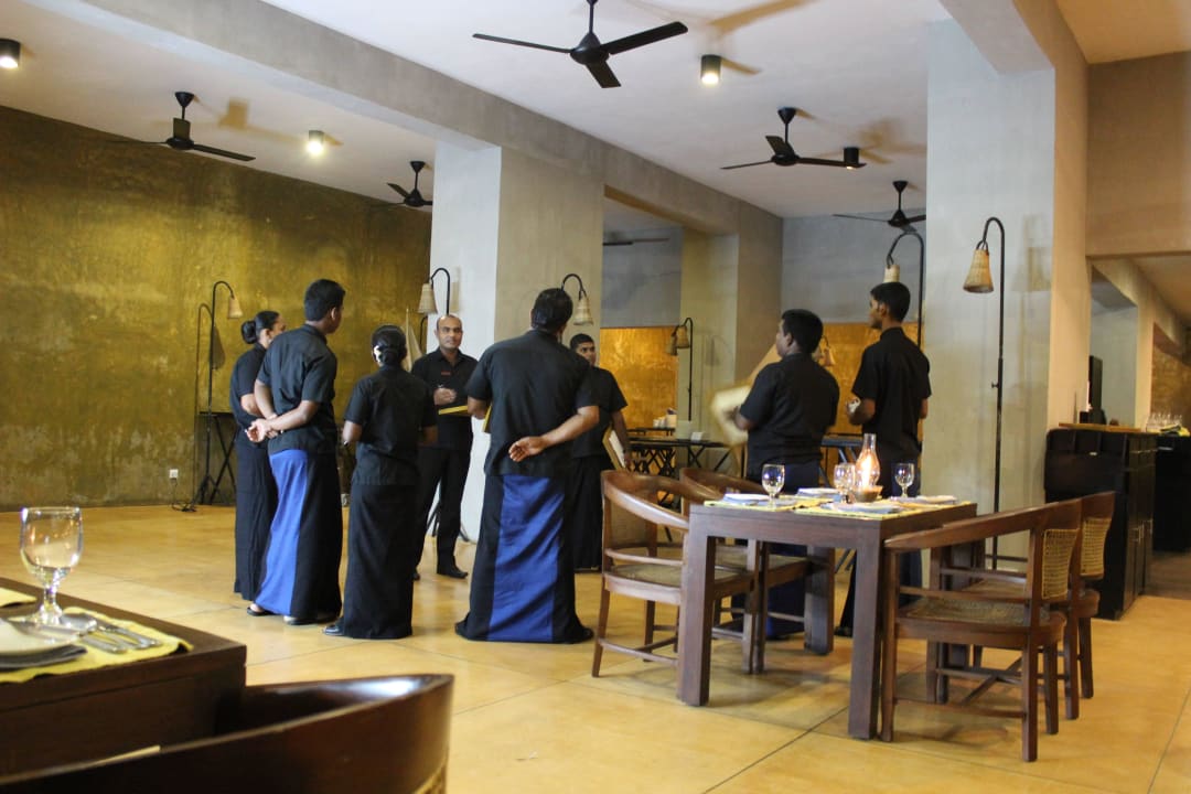 Teambesprechung Hotel Jetwing Beach