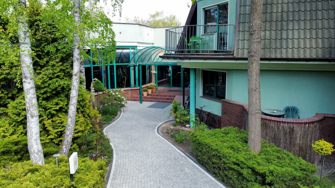 Außenansicht Hotel Kama Park