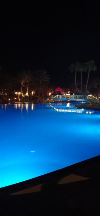 Pool Brayka Bay Resort