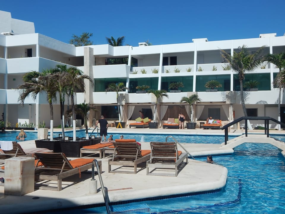 Pool Hotel Flamingo Cancun Resort